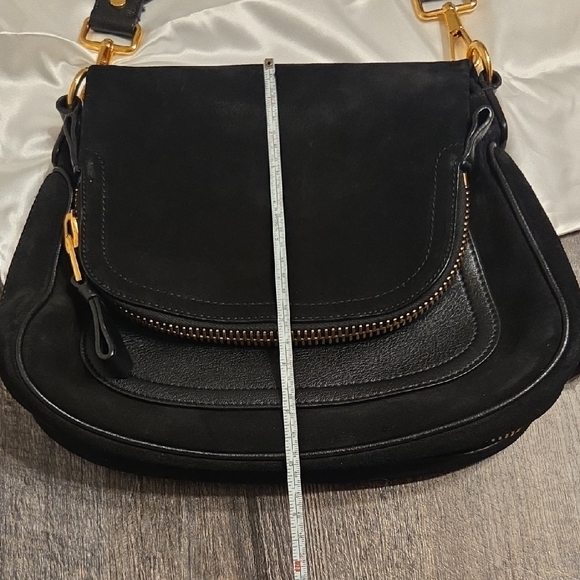 Tom Ford Suede Jennifer Expandable Black Gold Leather Crossbody Bag - Picture 5 of 17